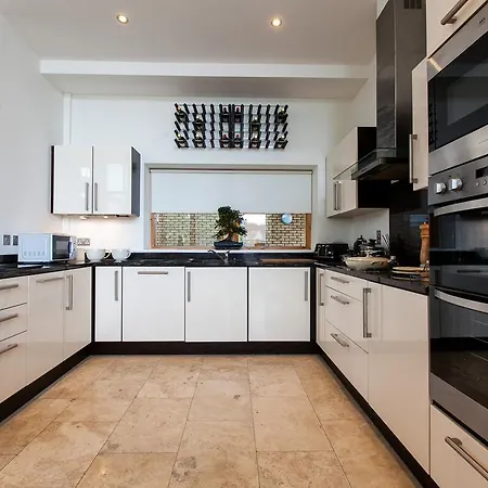 Ridge Hall Appartement *